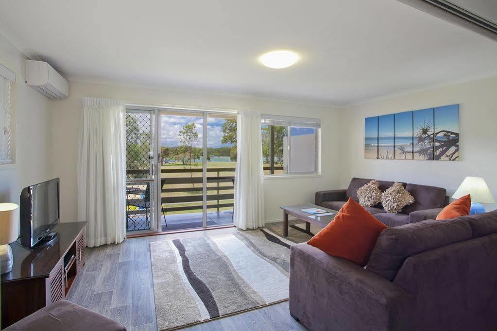 Regency Waterfront Noosa Aparthotel Noosaville Exterior foto